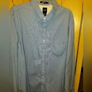 GAP Long Sleeve Size XL Condition: Excellent Color: Lt Blue